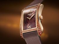 如何修复您的百达翡丽表盘划痕：实用技巧揭秘