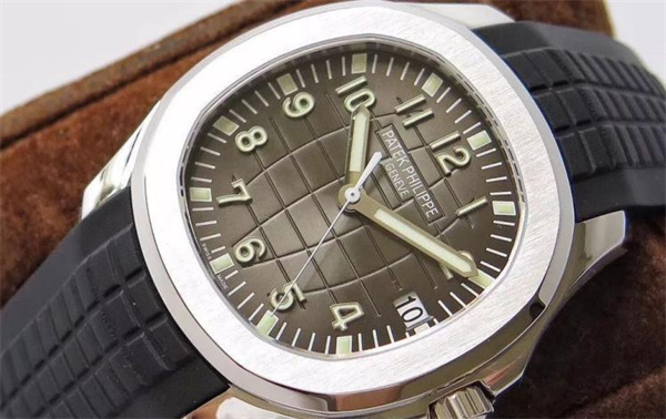 百达翡丽手表表蒙子坏了解决方法(图) 百达翡丽手表表蒙子坏了解决方法(图)