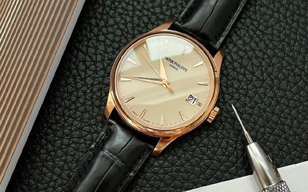 百达翡丽很久不戴不走了处理办法是什么(图) 百达翡丽很久不戴不走了处理办法是什么(图)